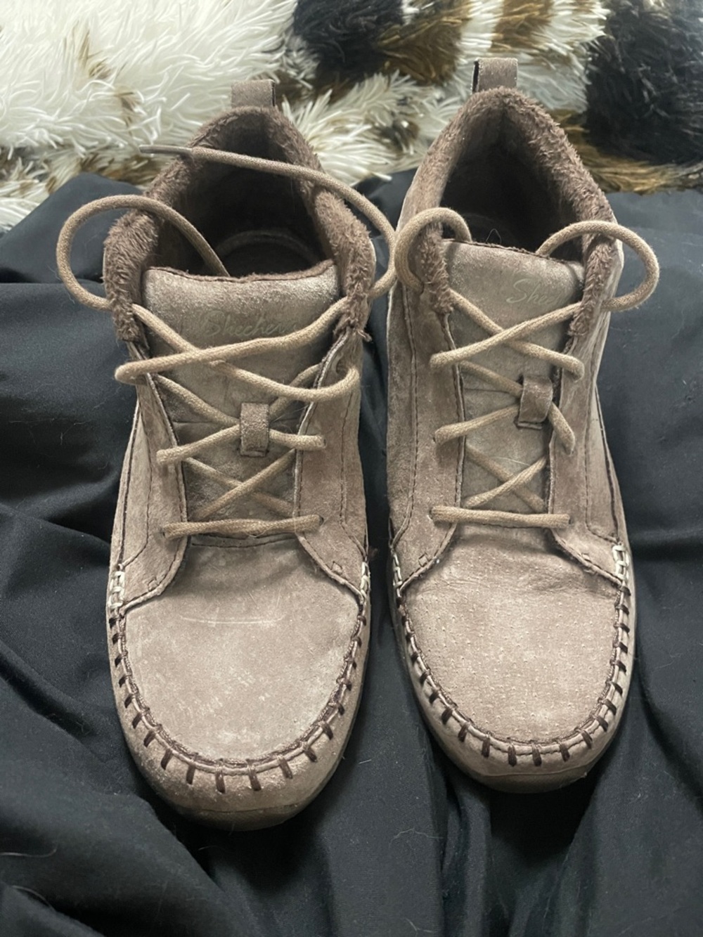 Woman’s sketchers relaxed fit air cooled memory foam boots